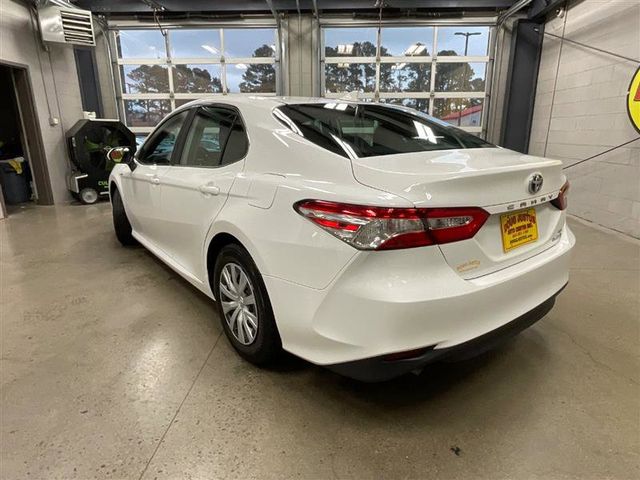 2020 Toyota Camry Hybrid LE