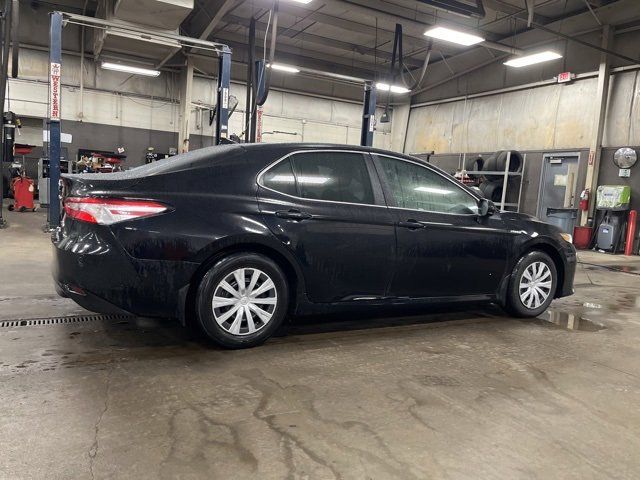 2020 Toyota Camry Hybrid LE
