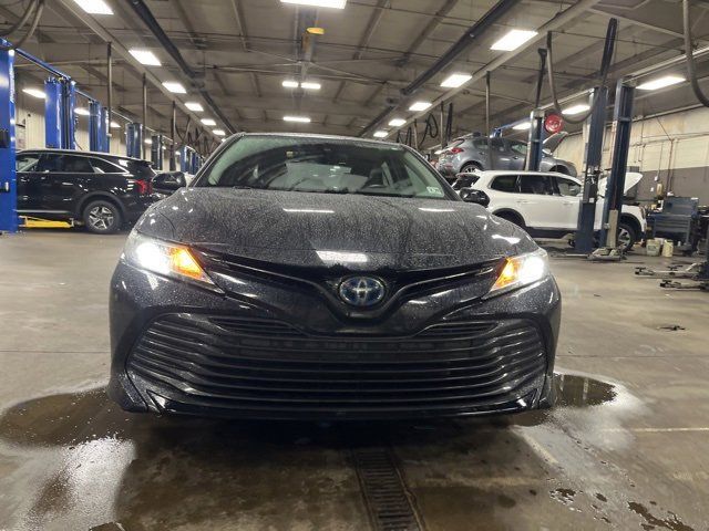 2020 Toyota Camry Hybrid LE