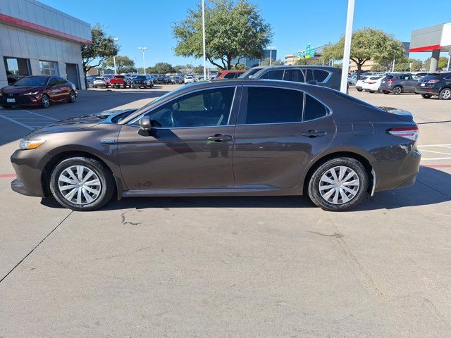 2020 Toyota Camry Hybrid LE