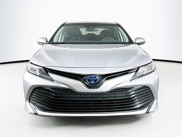 2020 Toyota Camry Hybrid LE