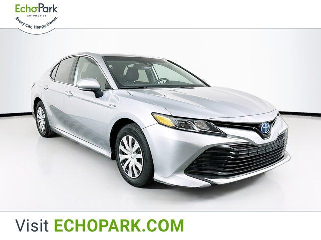 2020 Toyota Camry Hybrid LE