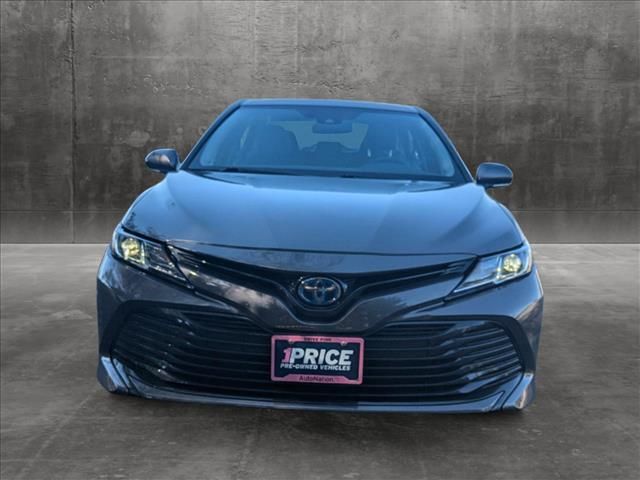 2020 Toyota Camry Hybrid LE