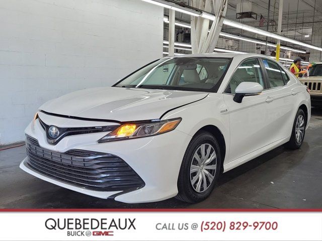 2020 Toyota Camry Hybrid LE