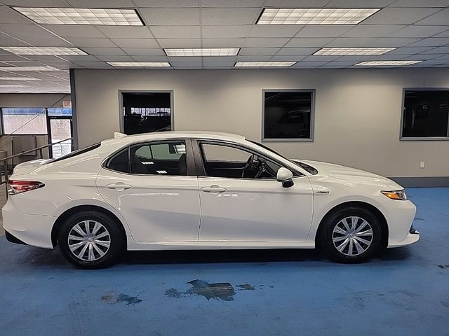 2020 Toyota Camry Hybrid LE