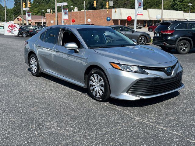 2020 Toyota Camry Hybrid LE