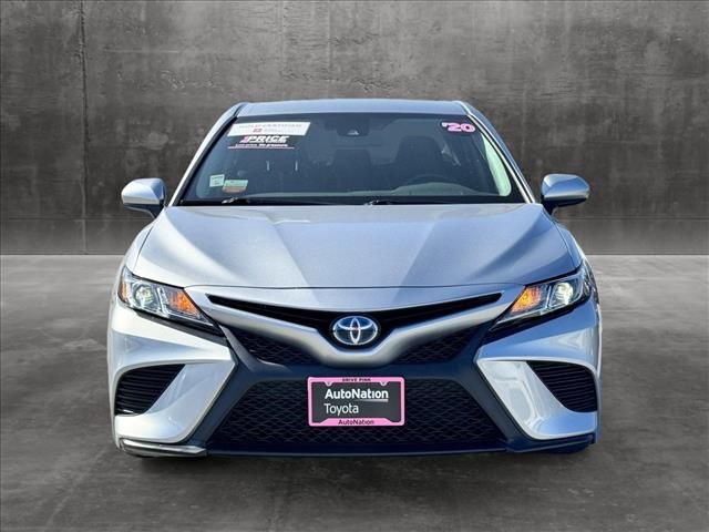 2020 Toyota Camry Hybrid SE