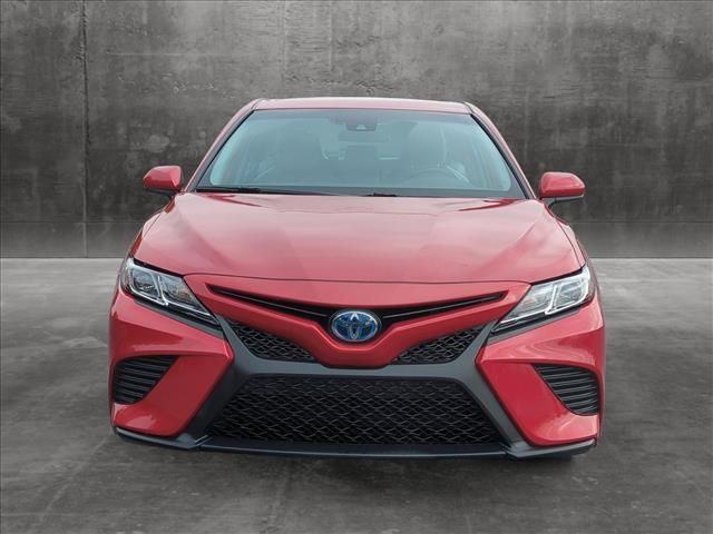 2020 Toyota Camry Hybrid SE