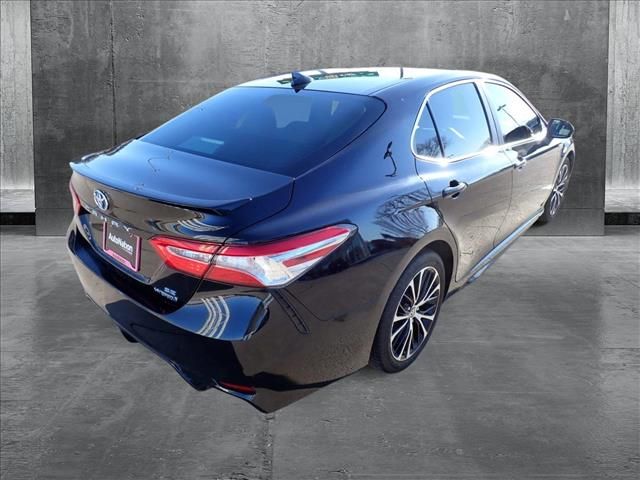 2020 Toyota Camry Hybrid SE