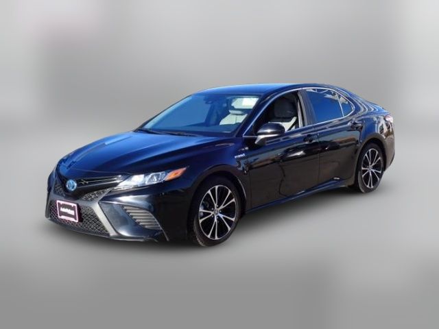 2020 Toyota Camry Hybrid SE