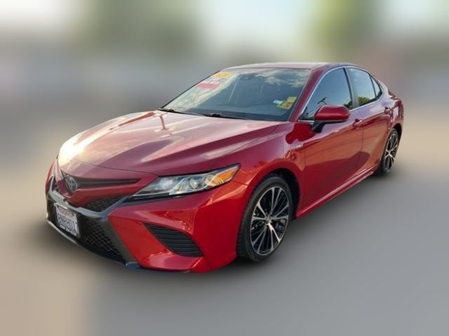 2020 Toyota Camry Hybrid SE