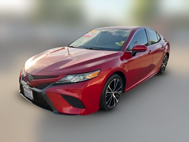 2020 Toyota Camry Hybrid SE