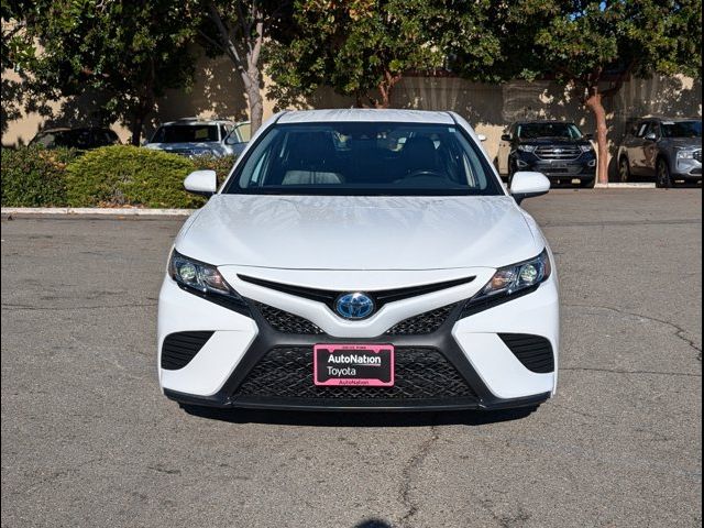 2020 Toyota Camry Hybrid SE