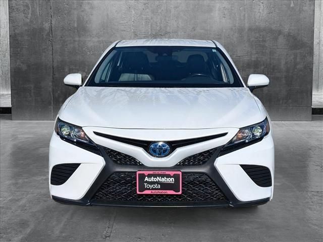 2020 Toyota Camry Hybrid SE