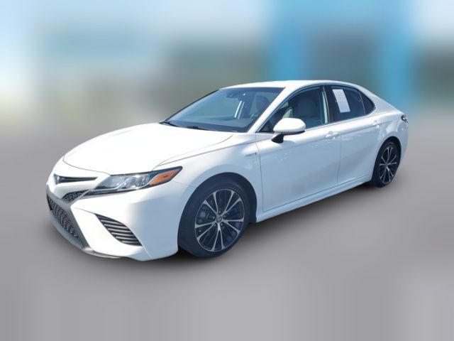 2020 Toyota Camry Hybrid SE