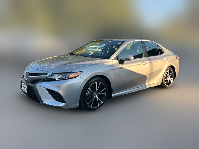 2020 Toyota Camry Hybrid SE