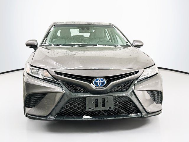 2020 Toyota Camry Hybrid SE