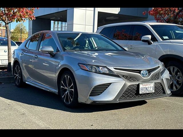 2020 Toyota Camry Hybrid SE