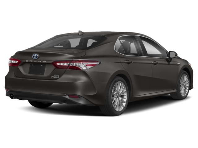 2020 Toyota Camry Hybrid XLE