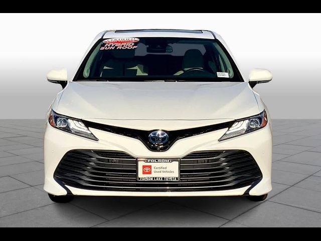 2020 Toyota Camry Hybrid XLE