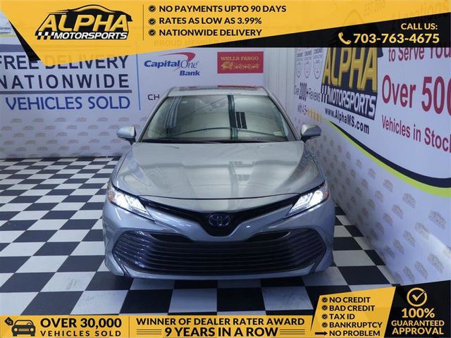 2020 Toyota Camry Hybrid XLE