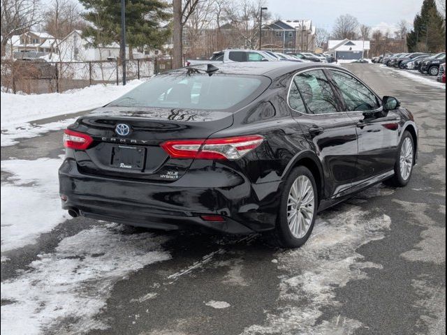 2020 Toyota Camry Hybrid XLE