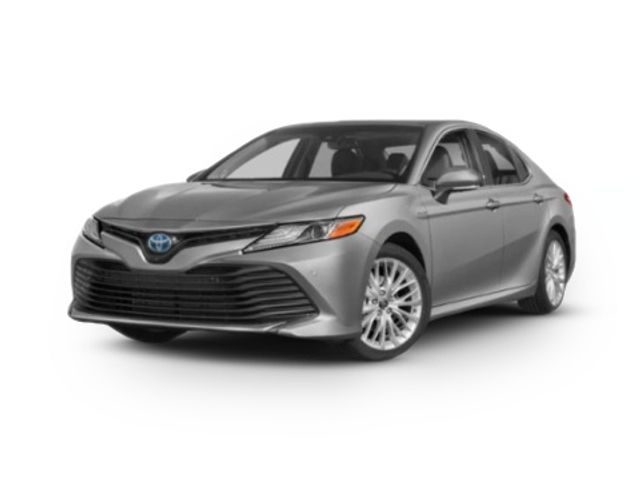 2020 Toyota Camry Hybrid XLE