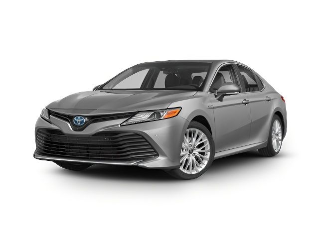 2020 Toyota Camry Hybrid XLE