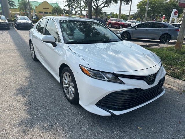 2020 Toyota Camry LE