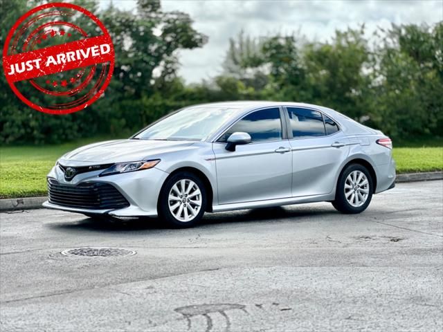 2020 Toyota Camry LE