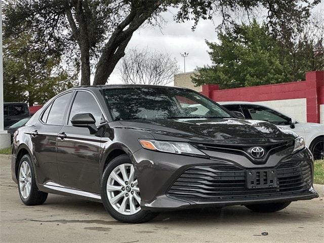 2020 Toyota Camry LE