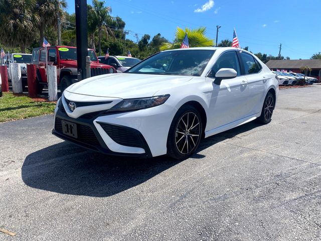 2020 Toyota Camry LE