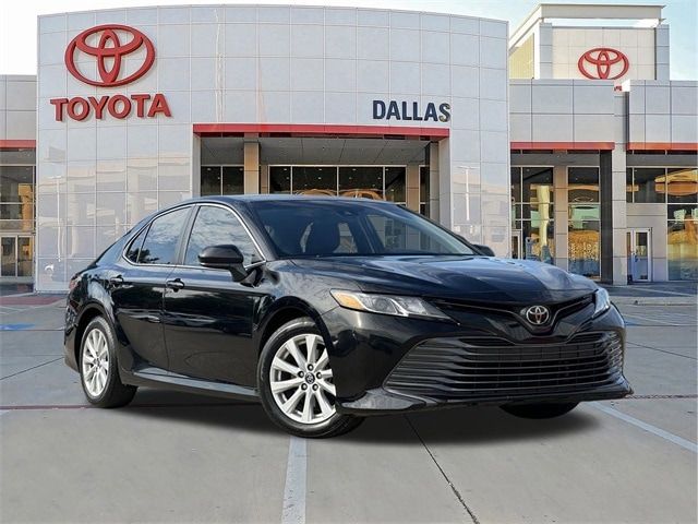 2020 Toyota Camry LE