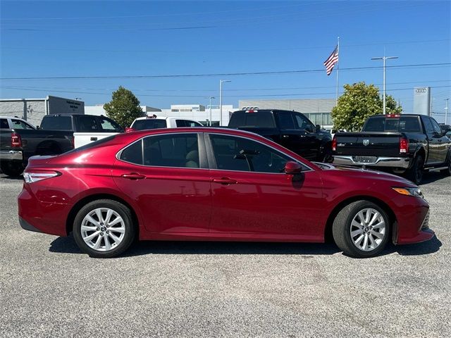 2020 Toyota Camry LE