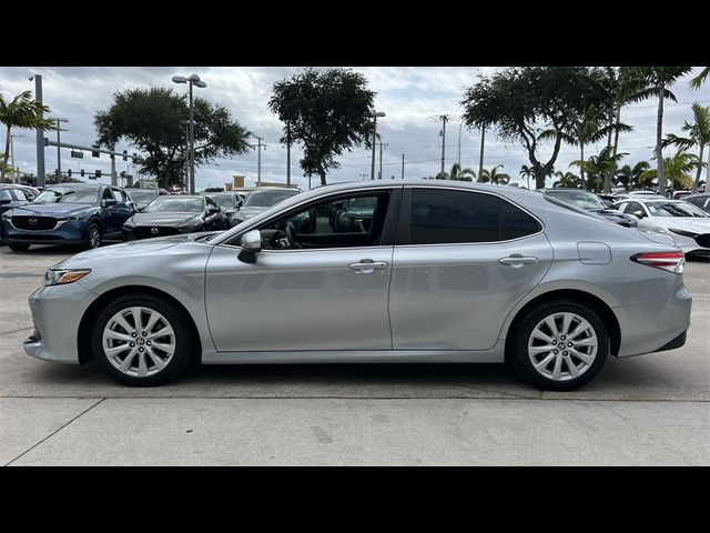 2020 Toyota Camry LE