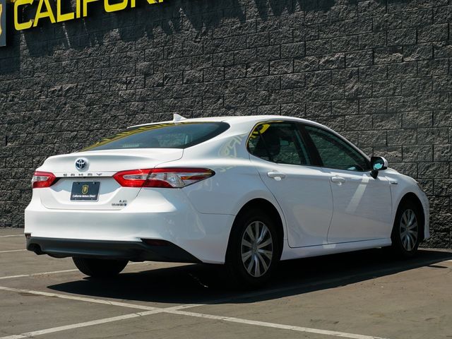 2020 Toyota Camry Hybrid LE