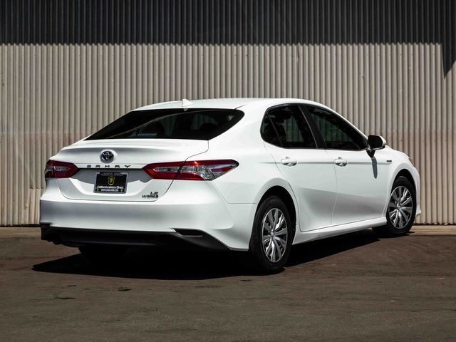 2020 Toyota Camry Hybrid LE