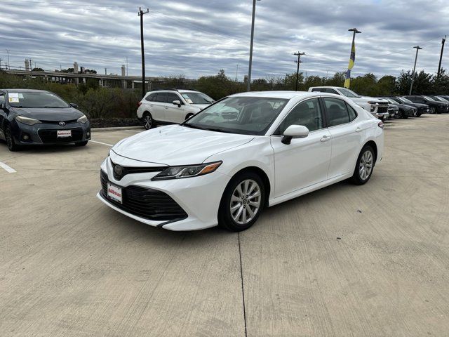 2020 Toyota Camry LE