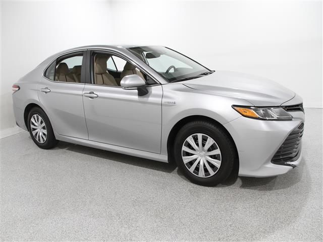 2020 Toyota Camry Hybrid LE