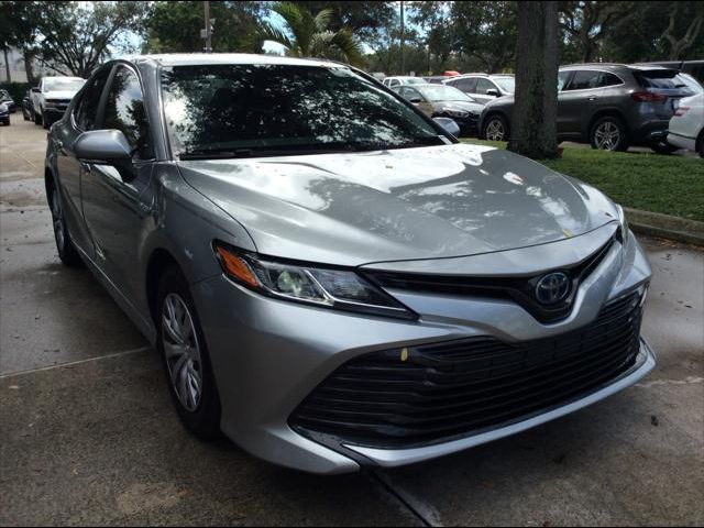 2020 Toyota Camry Hybrid LE