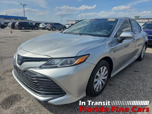 2020 Toyota Camry Hybrid LE