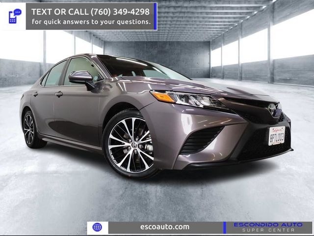 2020 Toyota Camry SE