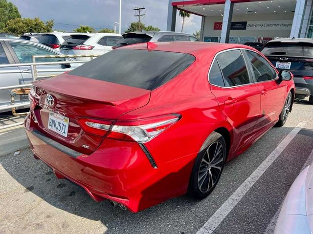 2020 Toyota Camry SE