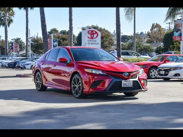 2020 Toyota Camry SE