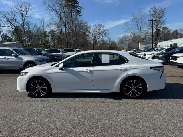 2020 Toyota Camry SE