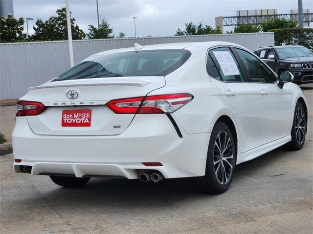 2020 Toyota Camry SE