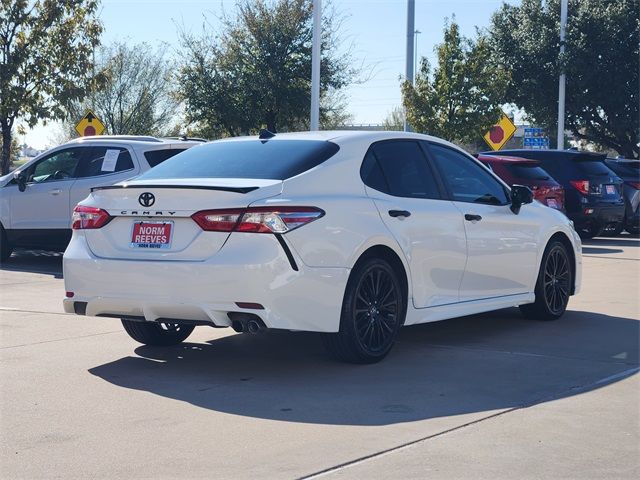 2020 Toyota Camry SE
