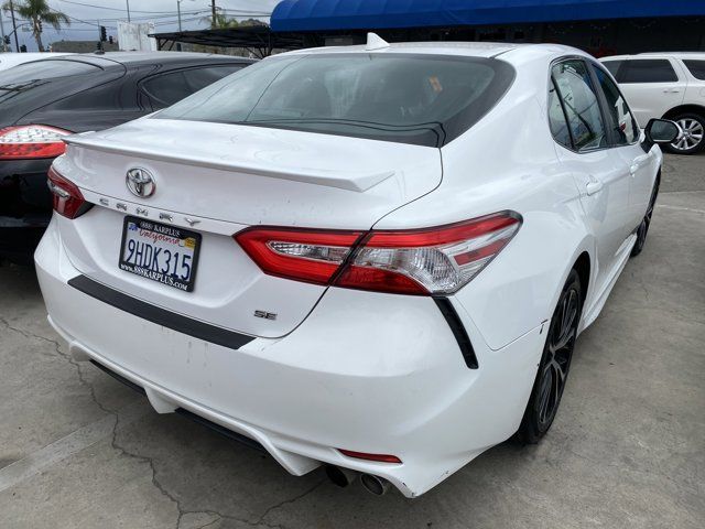 2020 Toyota Camry SE