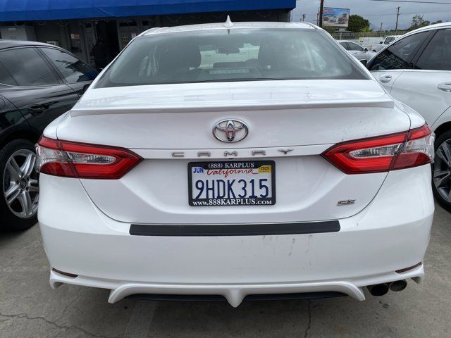 2020 Toyota Camry SE