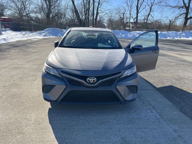 2020 Toyota Camry SE Nightshade